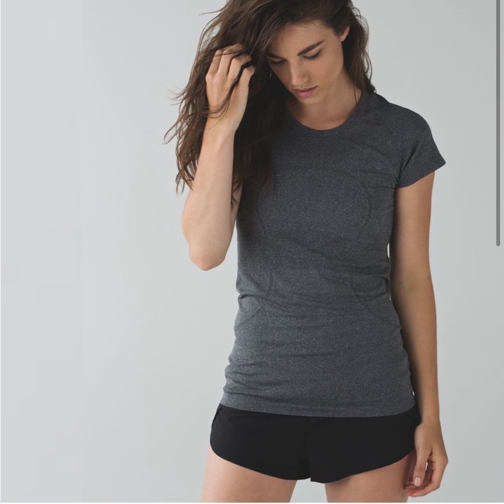 LULULEMON Swiftly Tech Short Tee Heathered Black 4
